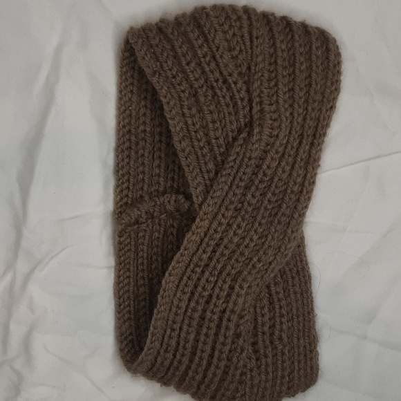 Knit Headband - Picture 1 of 3